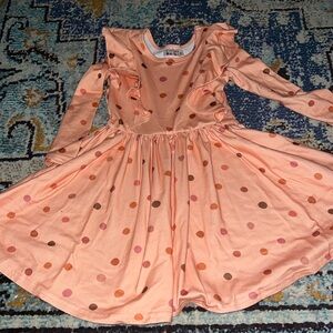 Dot Dot smile peach orange w/ rust polka dots  ruffled long sleeve dress. 3/4EUC